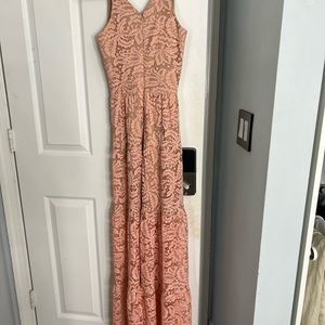 Peach maxi dress worn 1x size xs